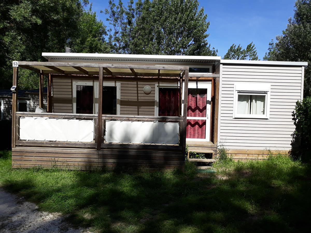 Camping Le Pre Saint-Andre Souvignargues Buitenkant foto